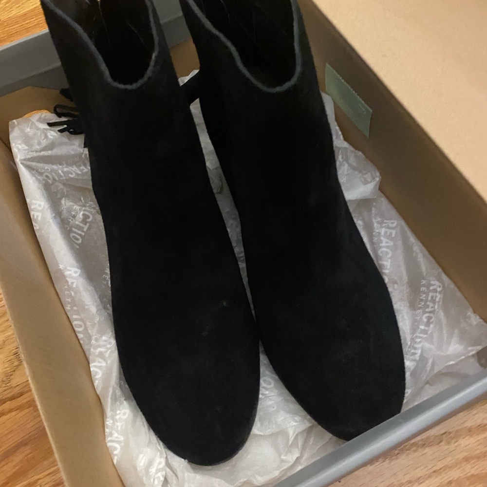 Kenneth Cole Black Ankle Booties